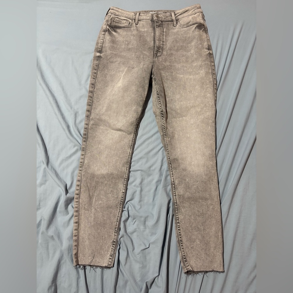 Old Navy Light Gray Skinny Jeans size 12